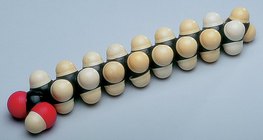 Стеарин хүчлийн молекулын бөмбөлөг болон иштэй бөмбөлөг загвар