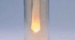 Натри, хлорын урвал