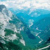 U хэлбэрийн хөндий