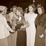 Эмэгтэй хувцасны загвар (1930-аад он)