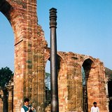 Дели хотын төмөр багана