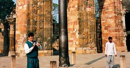 Дели хотын төмөр багана