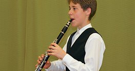 Кларнетыг зөв барих арга