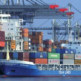 Гамбургийн боомт дахь хөлөг онгоцууд