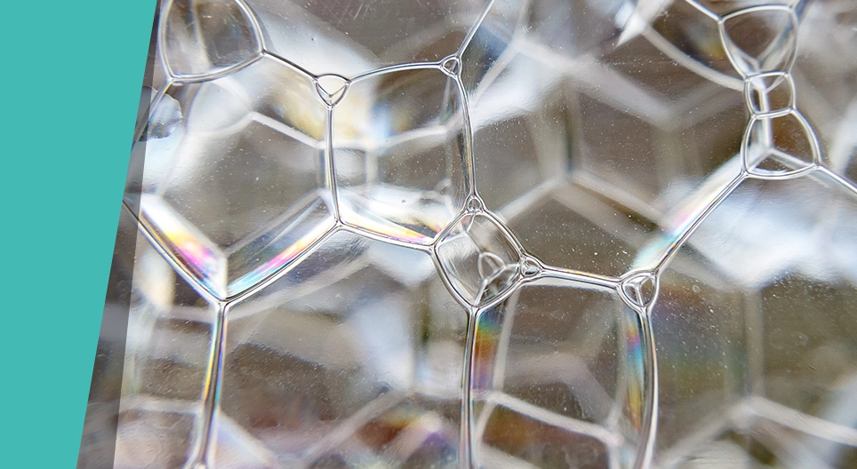 Гэрийн нөхцөлд солонго үүсгэх